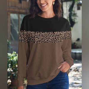 Pixie Lady Block Sweatshirt sz Med